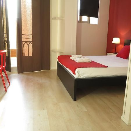 Hulot B&B Valencia Room photo