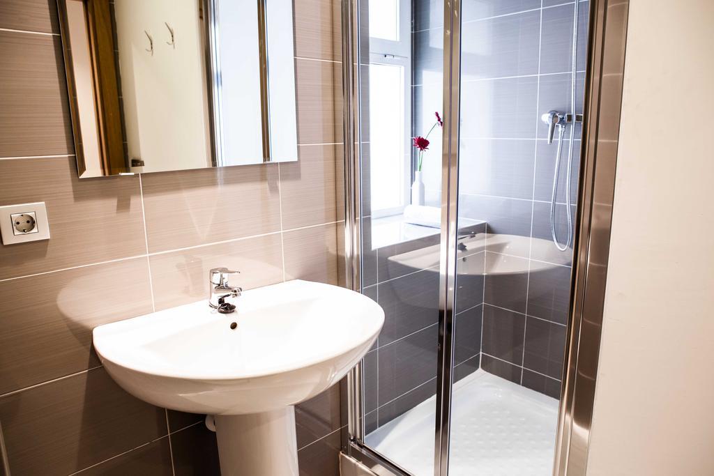 Hulot B&B Valencia Room photo