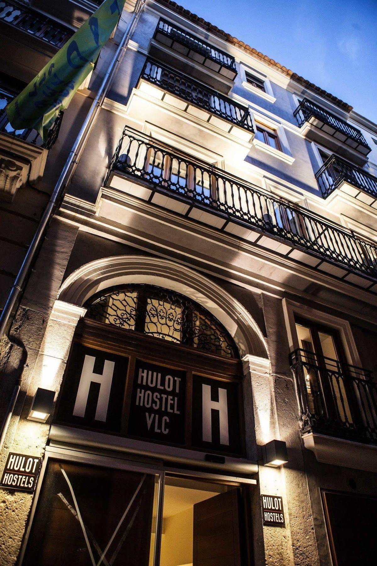 Hulot B&B Valencia Exterior photo